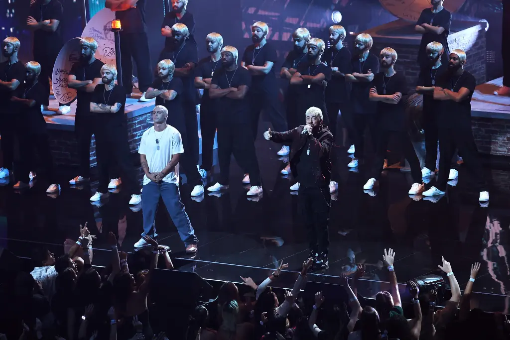 Eminem infiamma gli MTV VMA 2024 con una performance da brividi e vince 2 premi